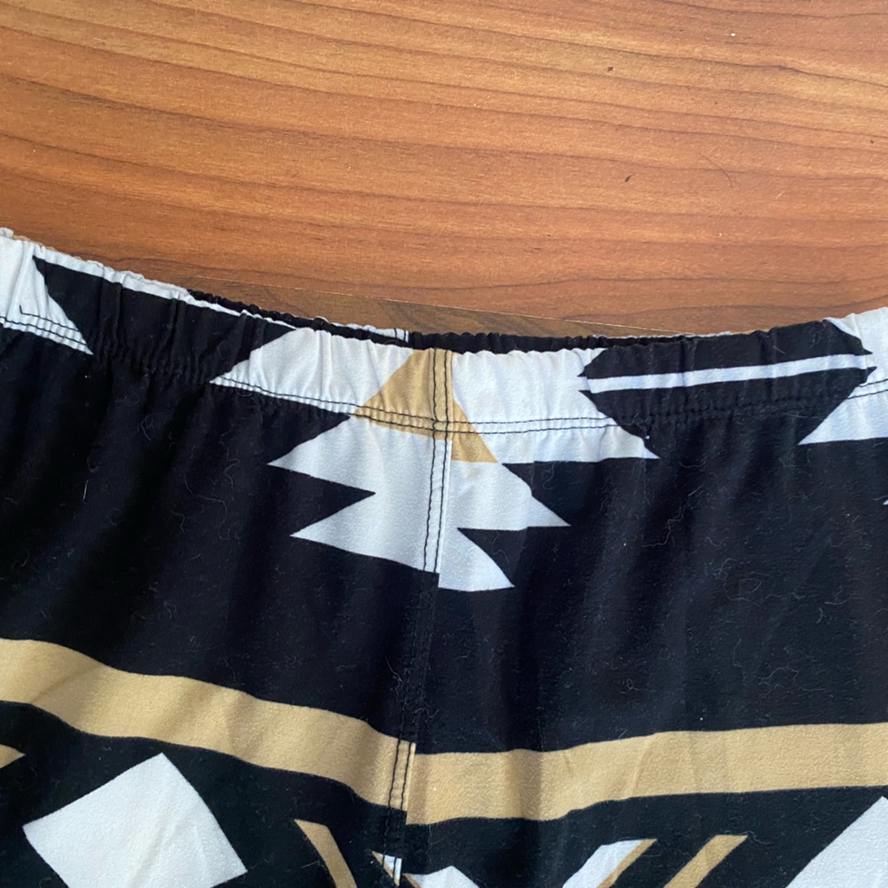 Aztec Leggings - Picture 4 of 5